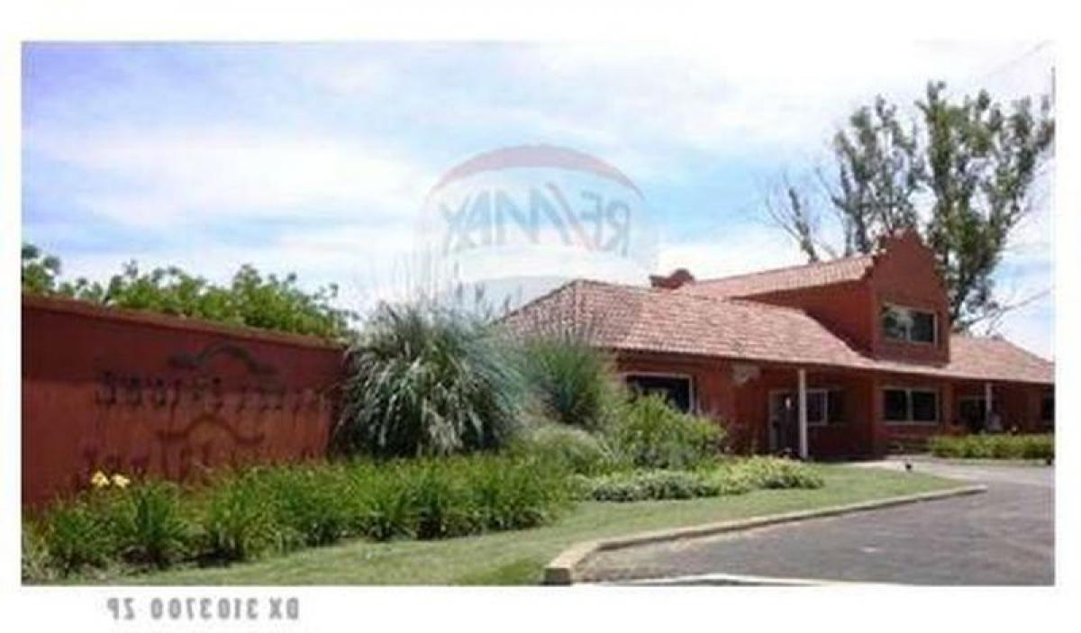  Land in Escobar, Argentina No. 34134