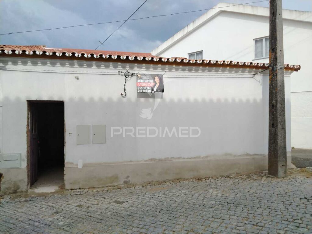 2 bedrooms House in Alpalhao, Portugal No. 239540