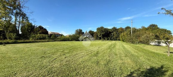 2351m² Land in Pordenone, Italy No. 329405 6