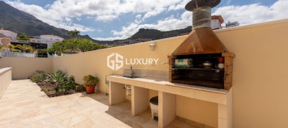 3 bedrooms Villa in Adeje, Spain No. 141456 29