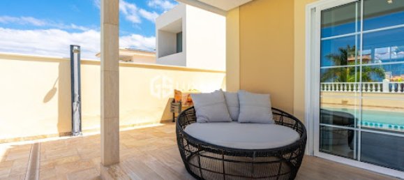 3 bedrooms Villa in Adeje, Spain No. 141456 9