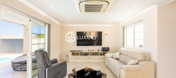 3 bedrooms Villa in Adeje, Spain No. 141456 2