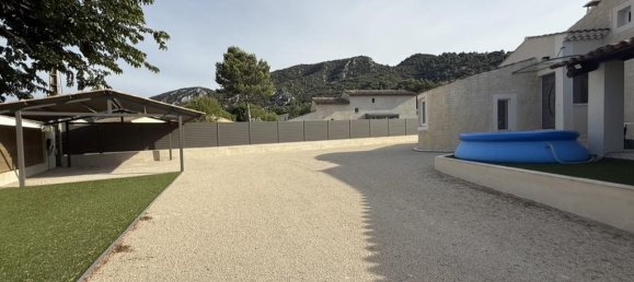 4 bedrooms House in Robion, France No. 292948 10