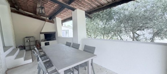 4 bedrooms House in Robion, France No. 292948 4