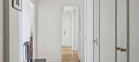 2 bedrooms Apartment in Paris, France No. 297451 8