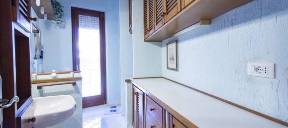 Apartamento de 2 dormitorios en Finale Ligure, Italy No. 294201 19