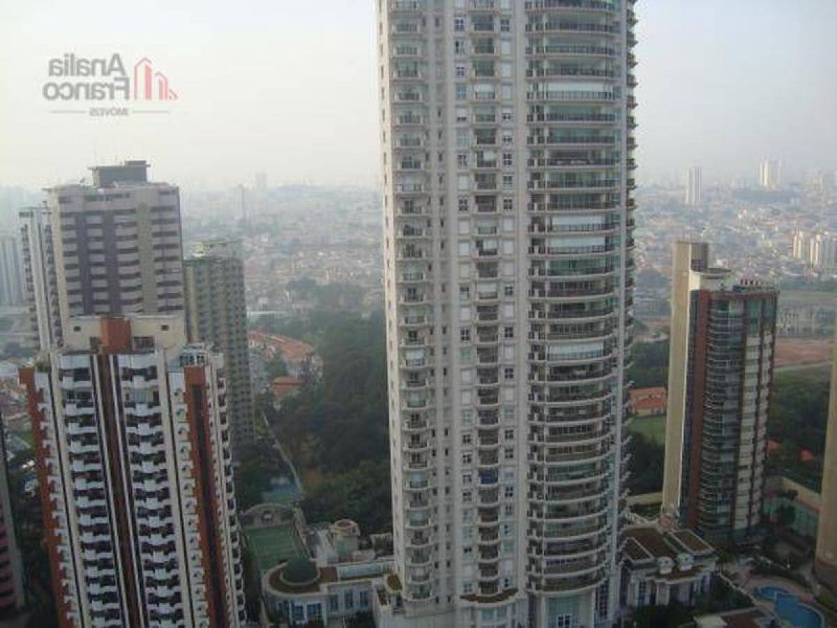 Apartamento de 3 dormitorios en Sao Paulo, Brazil No. 531013