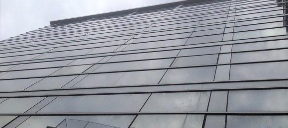 1500m² Commercial property in Valencia, Spain No. 950 8