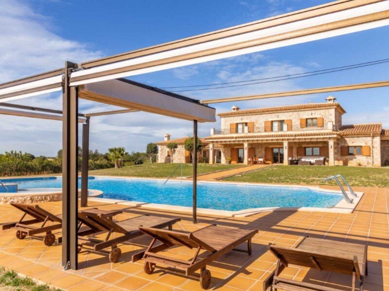 4 bedrooms Land in Llucmajor, Spain No. 188771