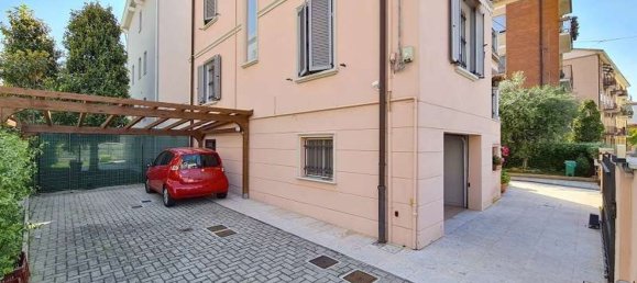 8-Zimmer Villa in Modena, Italy, Nr. 11552 5