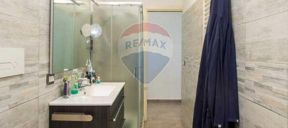 3-salle Appartement à Aci Castello, Italy No. 14775 11