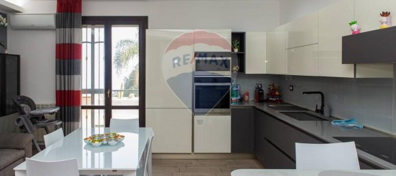 3-salle Appartement à Aci Castello, Italy No. 14775 3