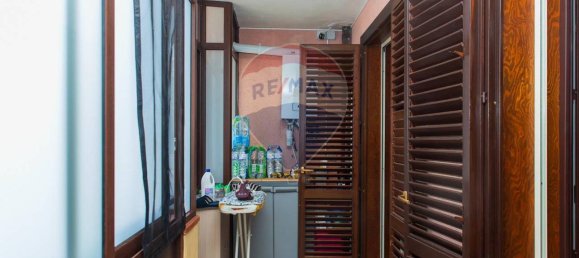 3-salle Appartement à Aci Castello, Italy No. 14775 25