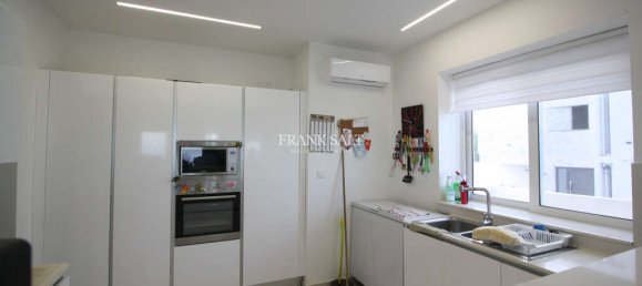 Вилла с 3 спальнями в Свийи, Мальта № 9653 8