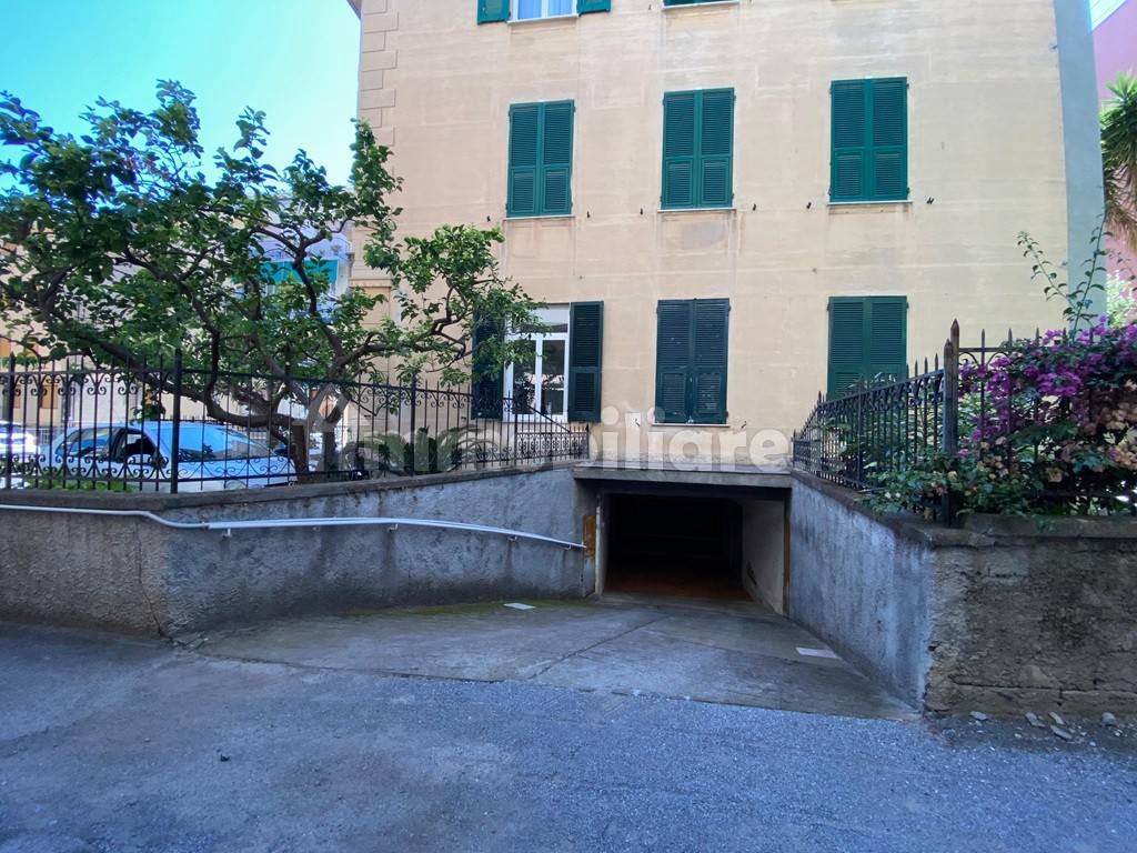 25m² Garage in Loano, Italy No. 272735