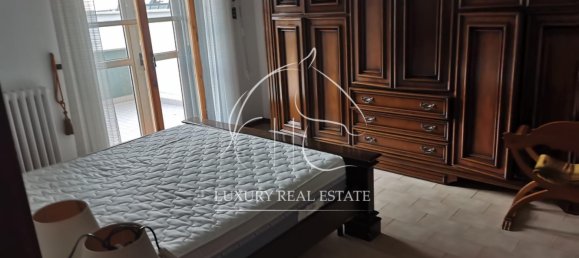 Apartamento de 3 dormitorios en San Costanzo, Italy No. 316908 24