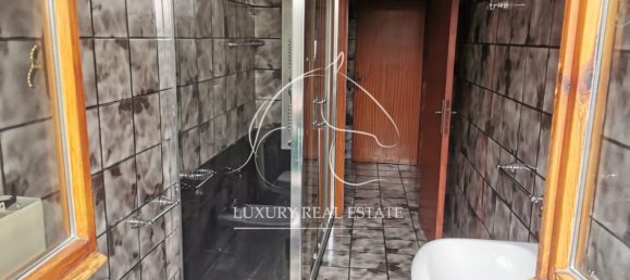 Apartamento de 3 dormitorios en San Costanzo, Italy No. 316908 12