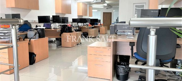 Office in Ta' Xbiex, Malta No. 12369 5
