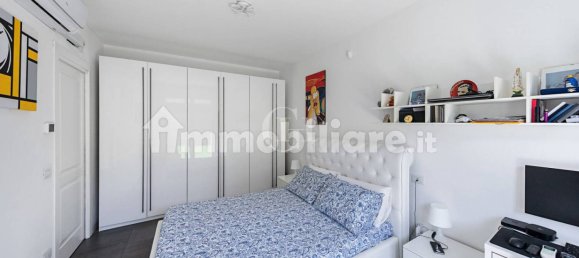 Apartamento de 2 dormitorios en Desenzano del Garda, Italy No. 262851 14