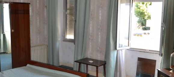 2 Schlafzimmer Haus in Cognac, France, Nr. 102703 4