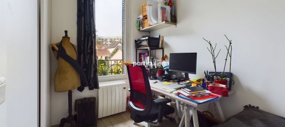 3 bedrooms House in Clamart, France No. 179497 9