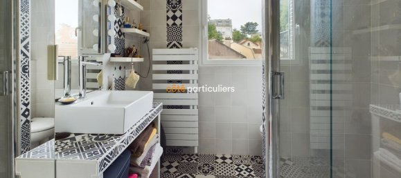 3 bedrooms House in Clamart, France No. 179497 8