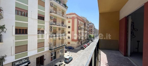 2 Schlafzimmer Wohnung in Palermo, Italy, Nr. 270618 13