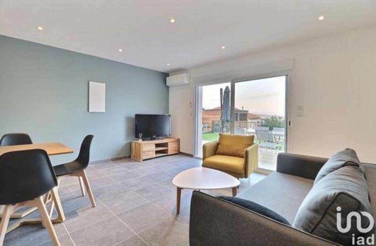 3 bedrooms Condo in La Ciotat, France No. 3607