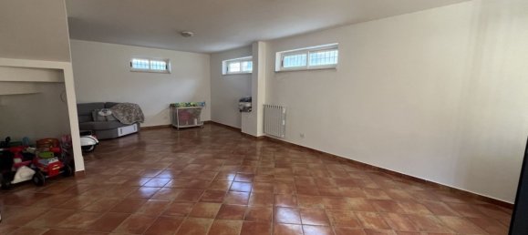 5 Schlafzimmer Villa in Vitulazio, Italy, Nr. 337474 19