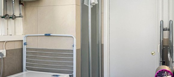 2 rooms Apartment in Rome, Italy No. 251658 5