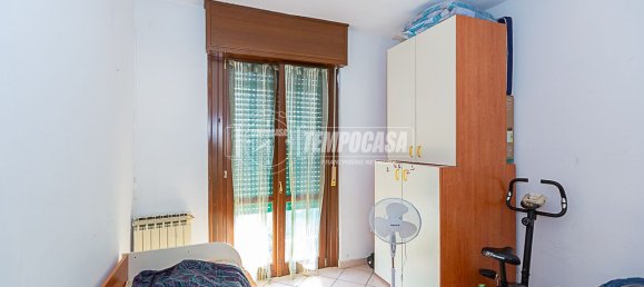 3 rooms Apartment in Rivolta d'Adda, Italy No. 293676 11