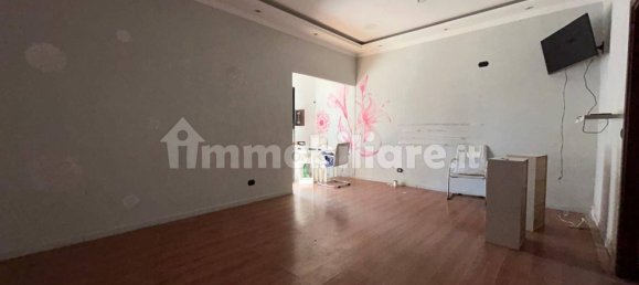 Propiedad comercial de 4 habitaciónes en Fiumicino, Italy No. 279901 8