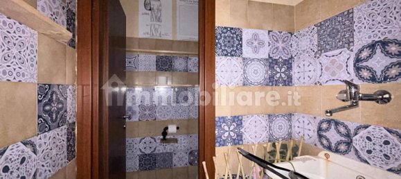 Propiedad comercial de 4 habitaciónes en Fiumicino, Italy No. 279901 13