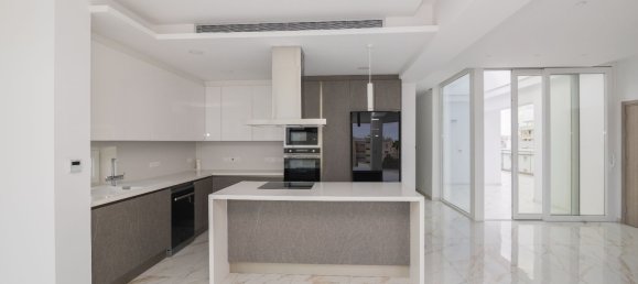 Квартира с 3 спальнями в Ларнака, Кипр № 22799 11