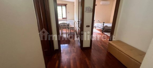 Apartamento de 2 dormitorios en Velletri, Italy No. 309324 4