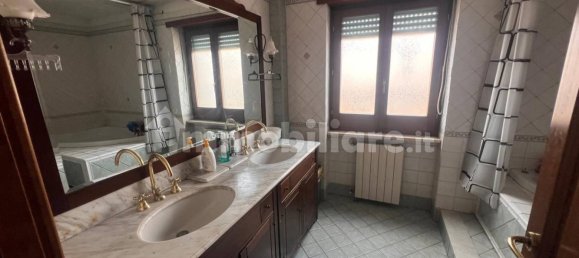 Apartamento de 2 dormitorios en Velletri, Italy No. 309324 12