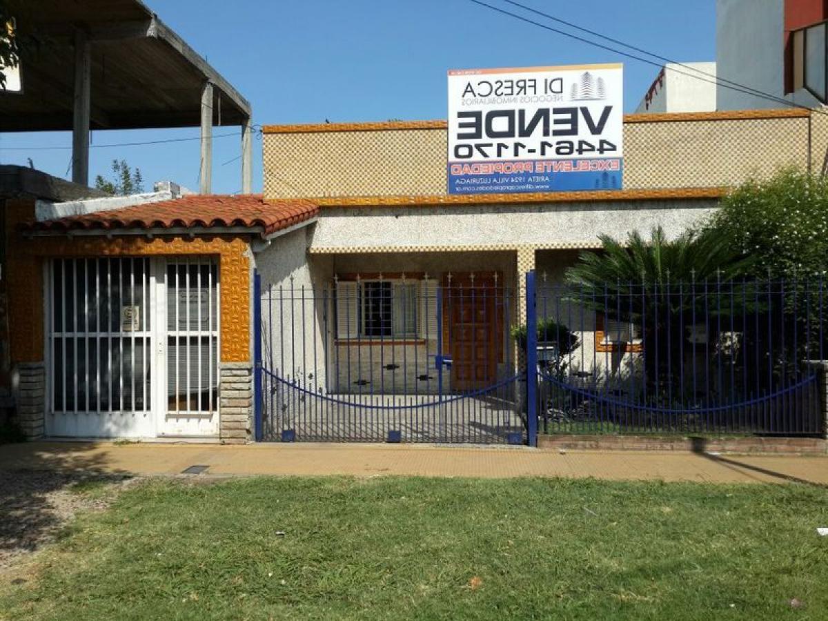 2 bedrooms House in Bermudez, Argentina No. 58436