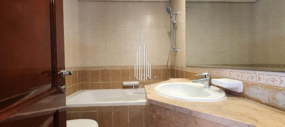 5 bedrooms Villa in Abu Dhabi Gate City, UAE No. 32271 23