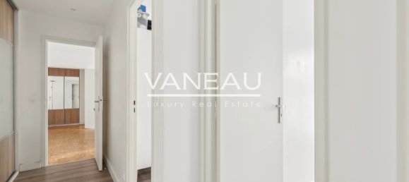 2 bedrooms Apartment in Paris, France No. 151250 9