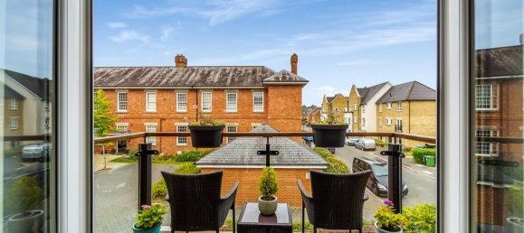 2 bedrooms Apartment in Epsom, United Kingdom No. 9711 31