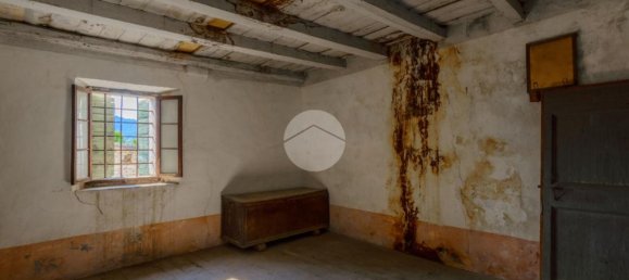 2 bedrooms House in Fumane, Italy No. 377667 4