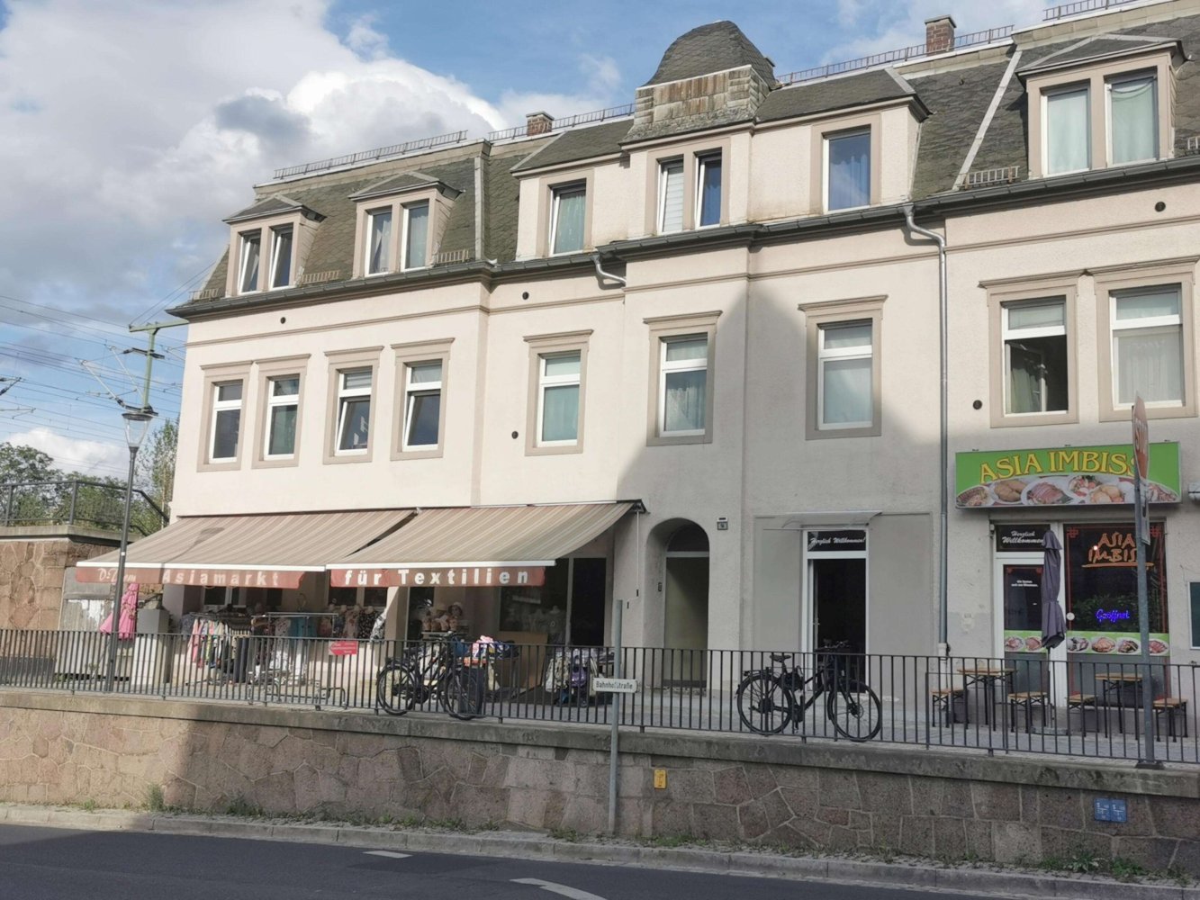 1215m² Building in Radebeul, Germany No. 4542