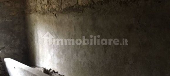 3 rooms House in Bagnone, Italy No. 103756 11