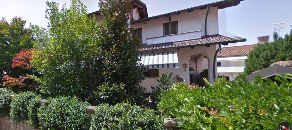 6 rooms House in Crescentino, Italy No. 13368 2