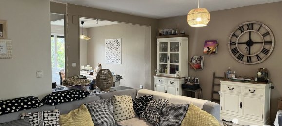 Casa de 3 dormitorios en Joue-les-Tours, France No. 60875 5