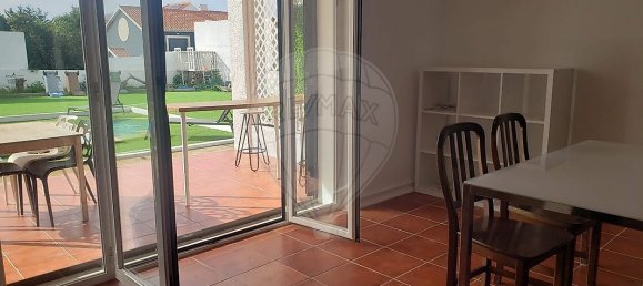 3 bedrooms House in Corroios, Portugal No. 22530 16