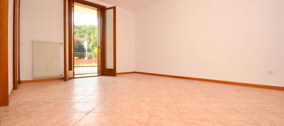 4 bedrooms Duplex in Castelgomberto, Italy No. 363600 3