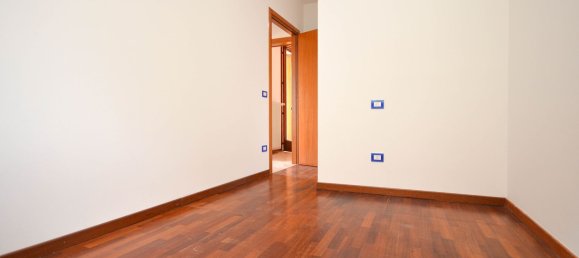 4 bedrooms Duplex in Castelgomberto, Italy No. 363600 10