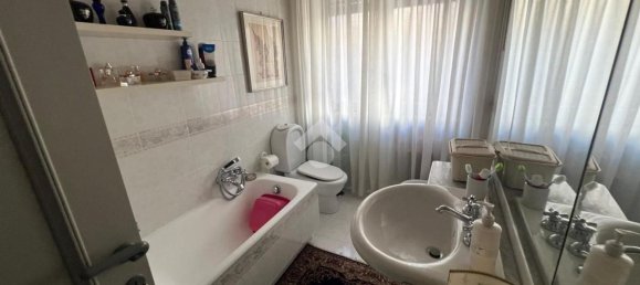 4غرفة شقة في Cassino, Italy رقم 227753 90