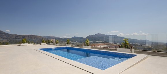 Villa de 3 dormitorios en Polop, Spain No. 16751 3